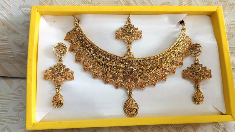 Artificial Golden Jewellery Set For Women