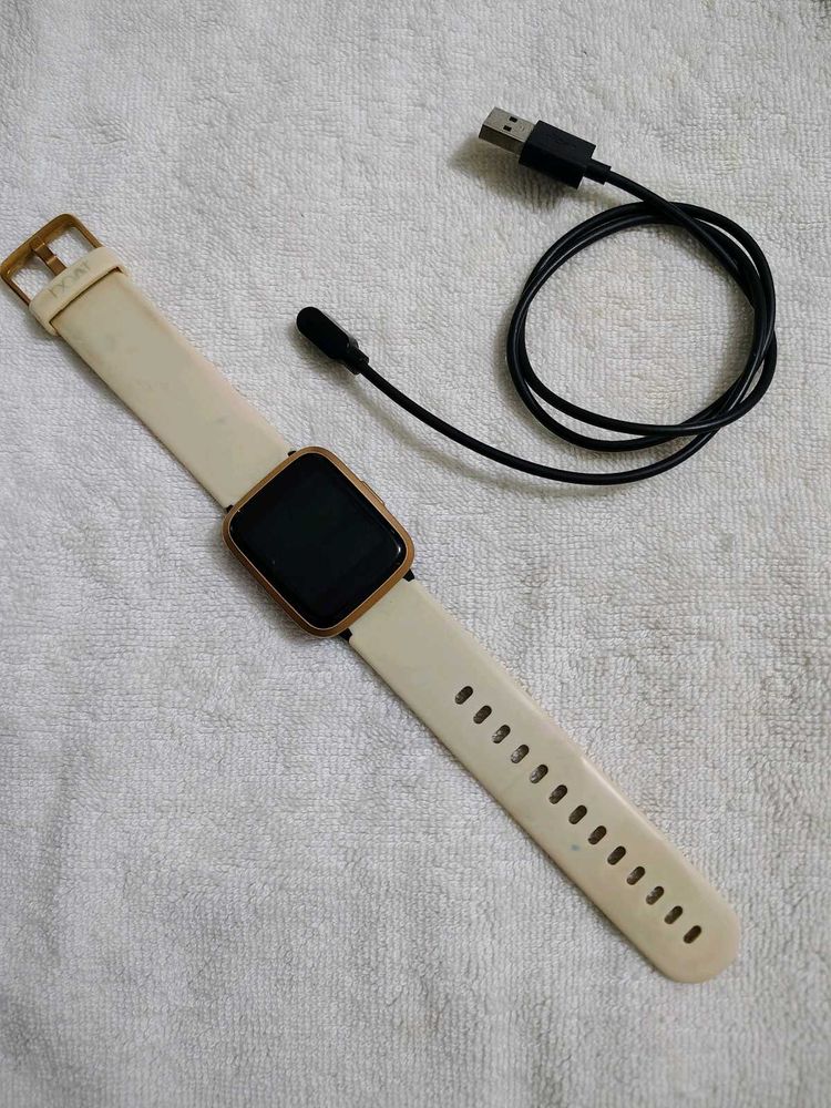 Boat Smartwatch for Women with charging cable