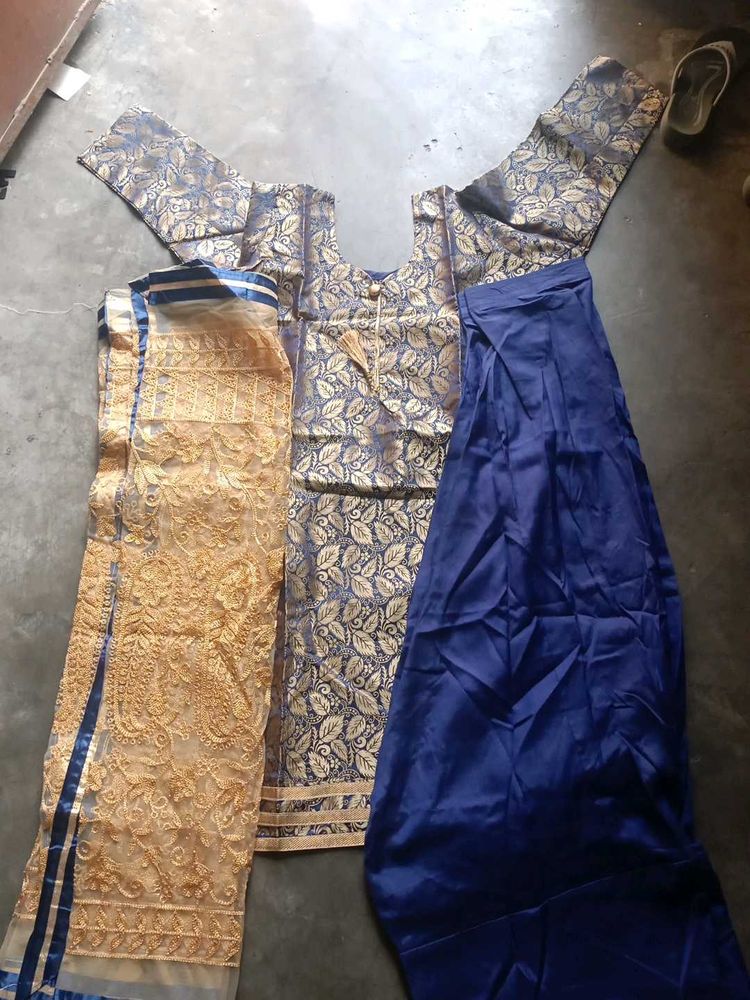 Ladies Suit, Patani Full Suit New Condition