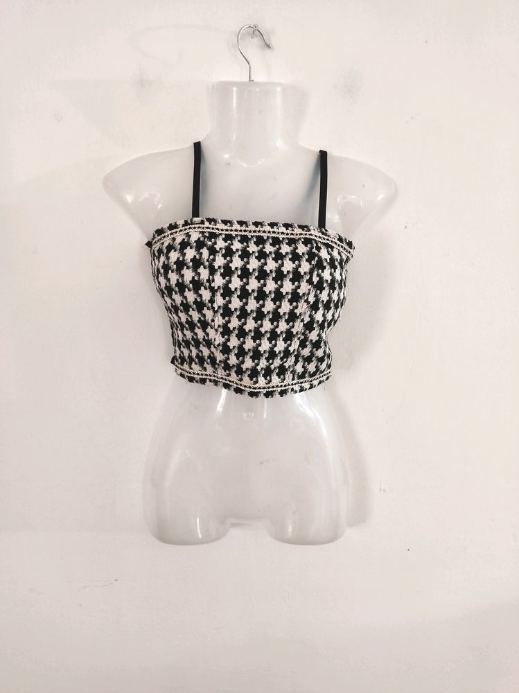 Black Casual Paded Crop Top (Women)