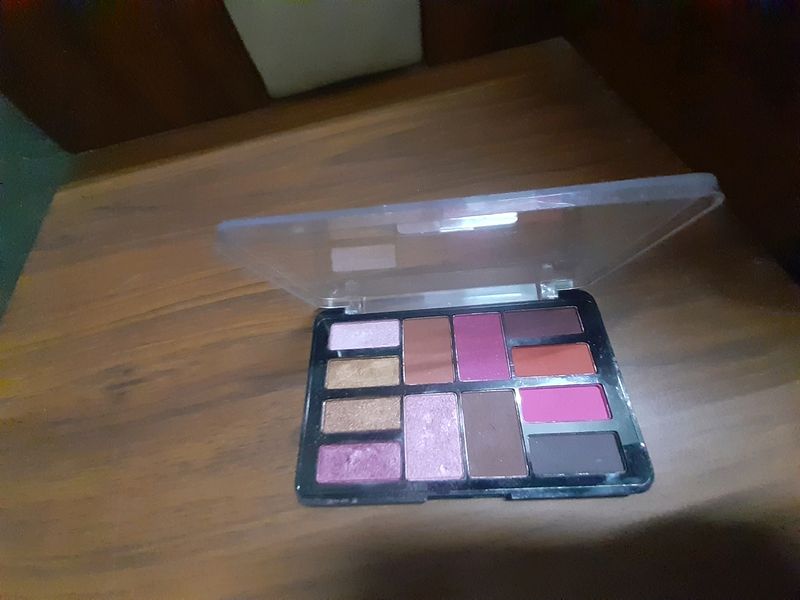 Eye 👁 shadow Palettes Combo