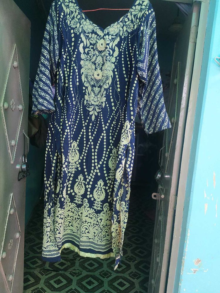 2 Kurta Jorjet ,2 Cotton Frock