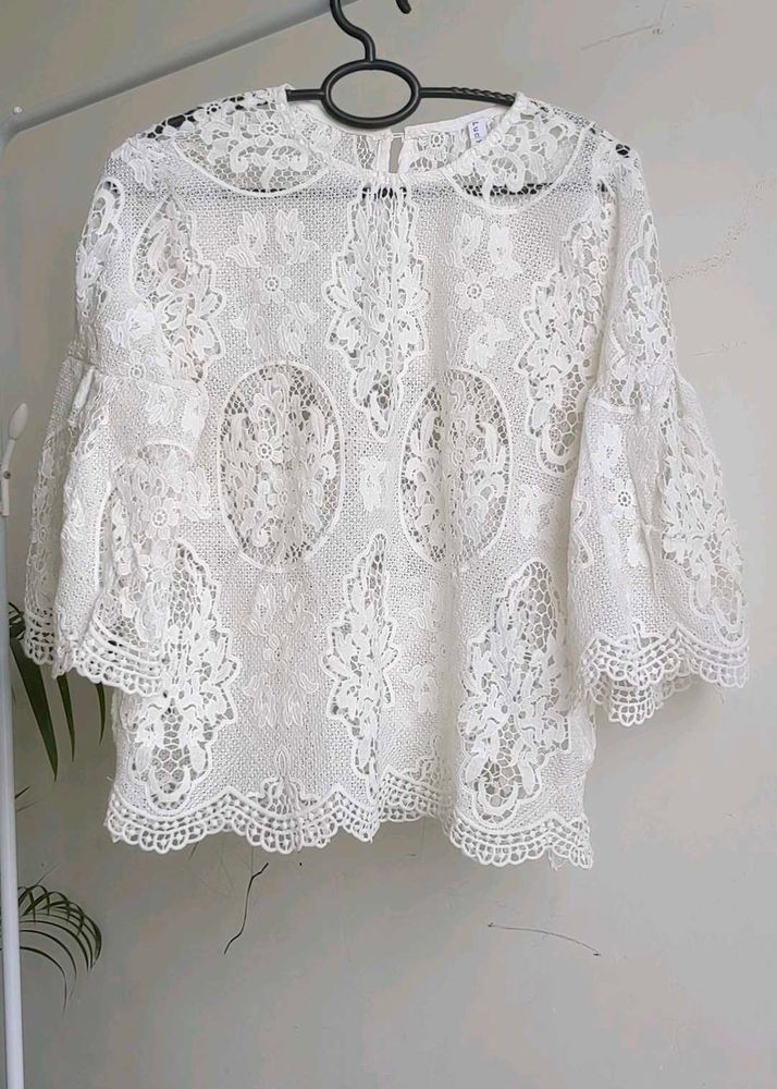 Lacey Tops Perfect For Beach ⛱️