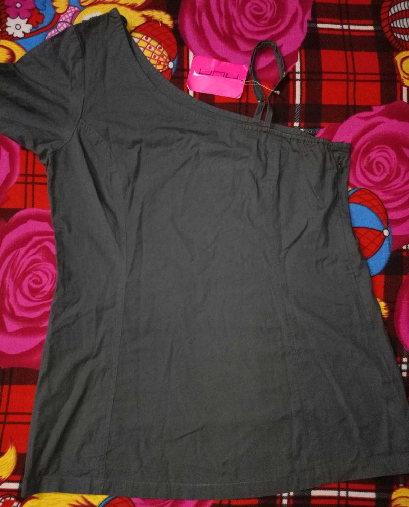 One Shoulder Top