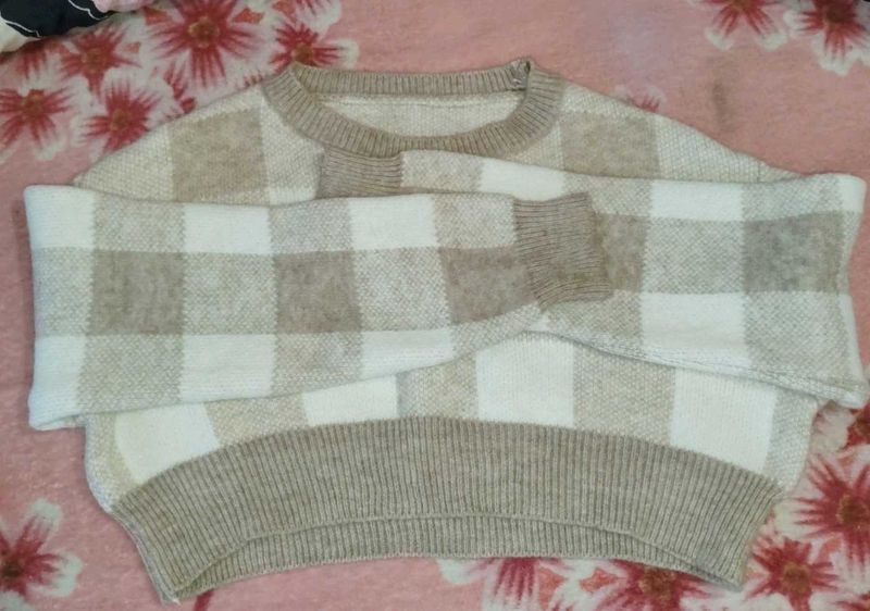 Beige Checkered Sweater