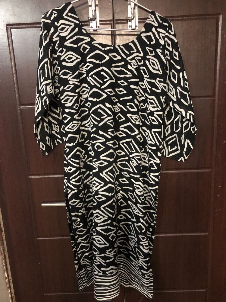 Black &amp; White Print Dress