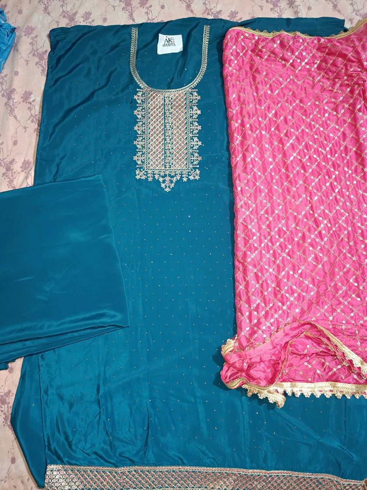Elegant Teal &amp; Pink Embroidered Salwar Kameez Set