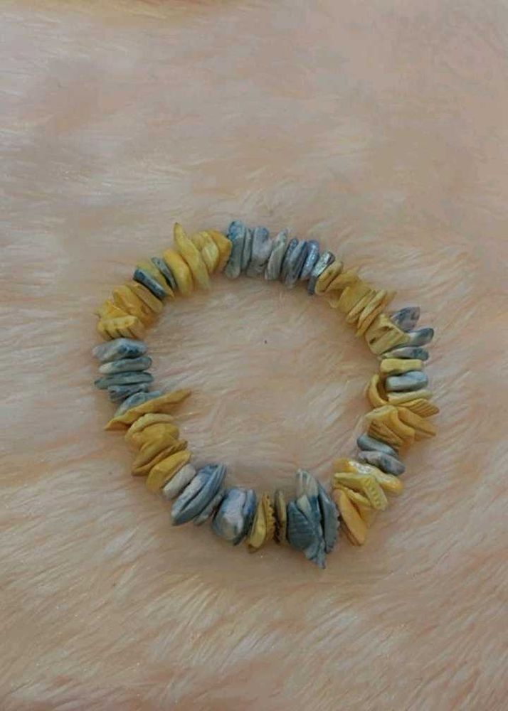 Shell Beaded Bracelet
