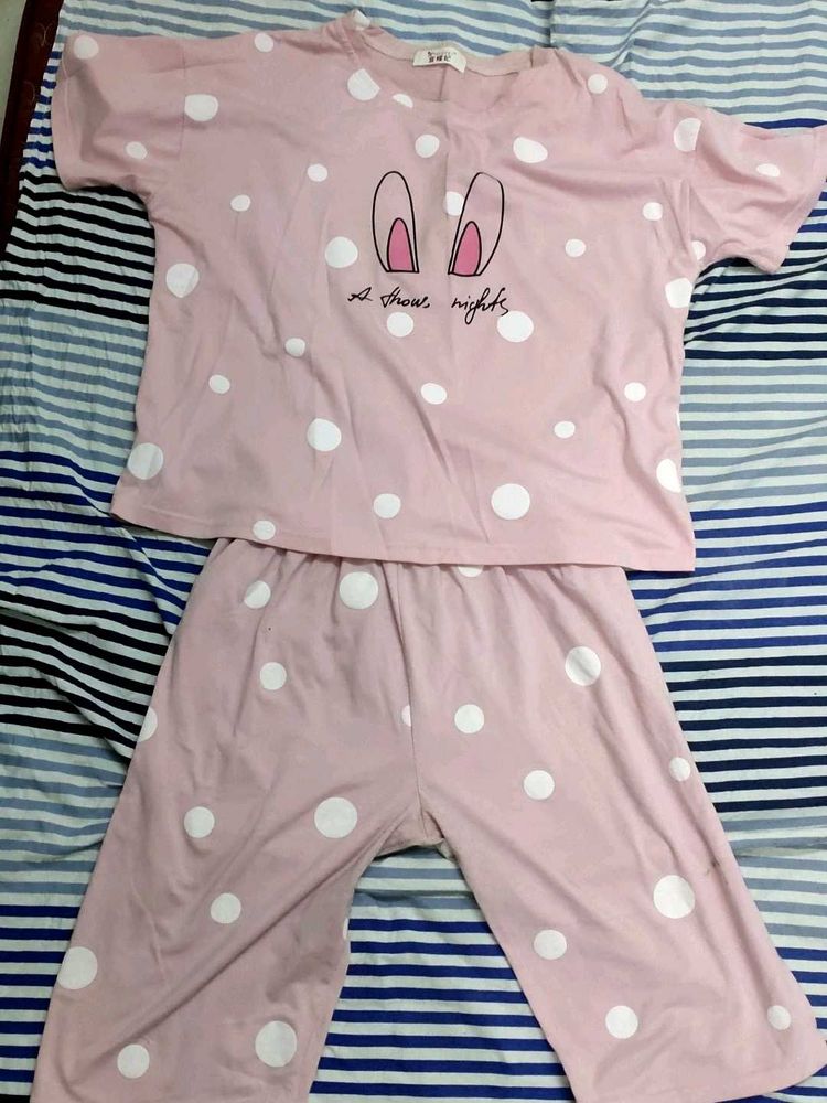 NIGHTSUIT CO-ORD SET OF TOP AND SHORTS