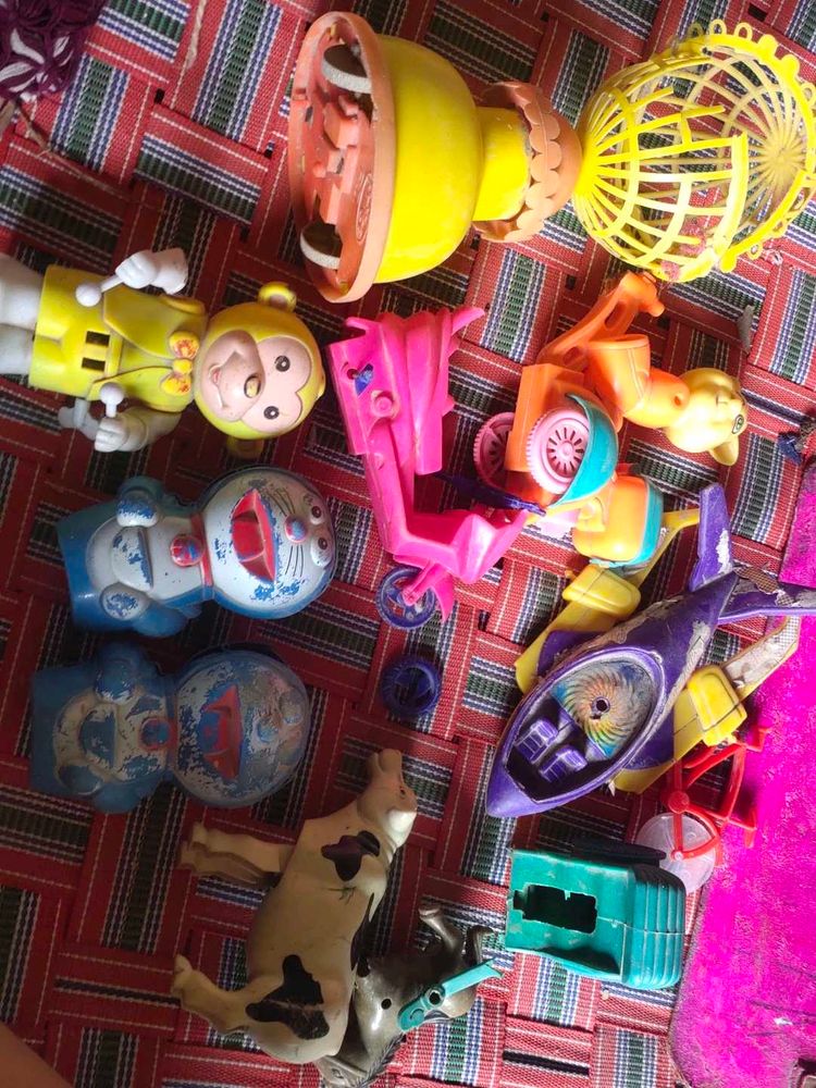 Broken Toys Combo