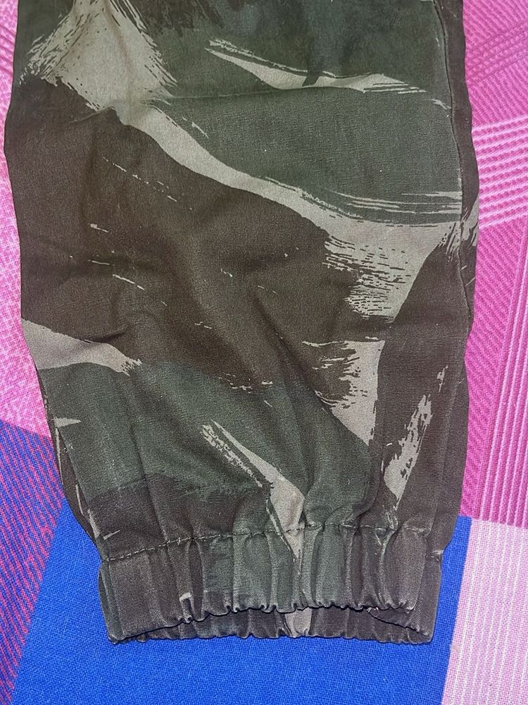 Military print  Cargo Pants