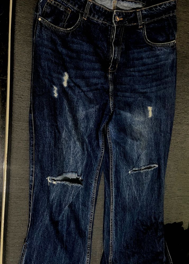 Ripped flared Denim For Sale