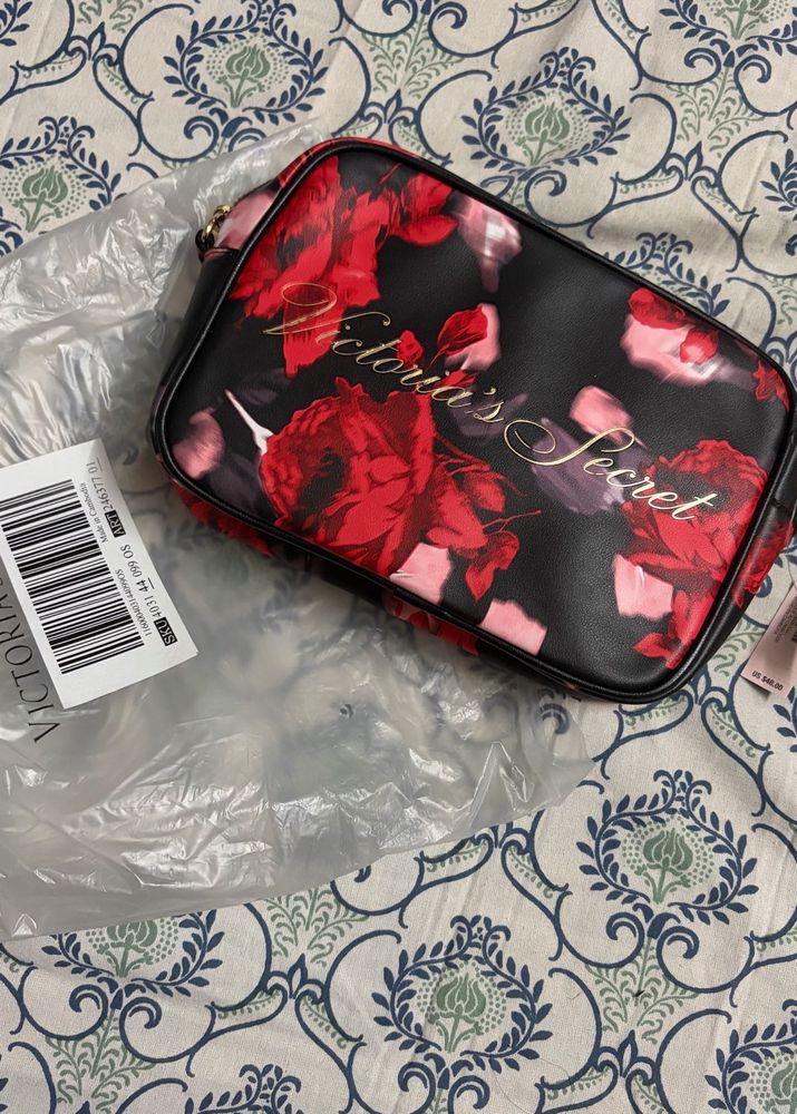 Victoria's Secret sling Bag