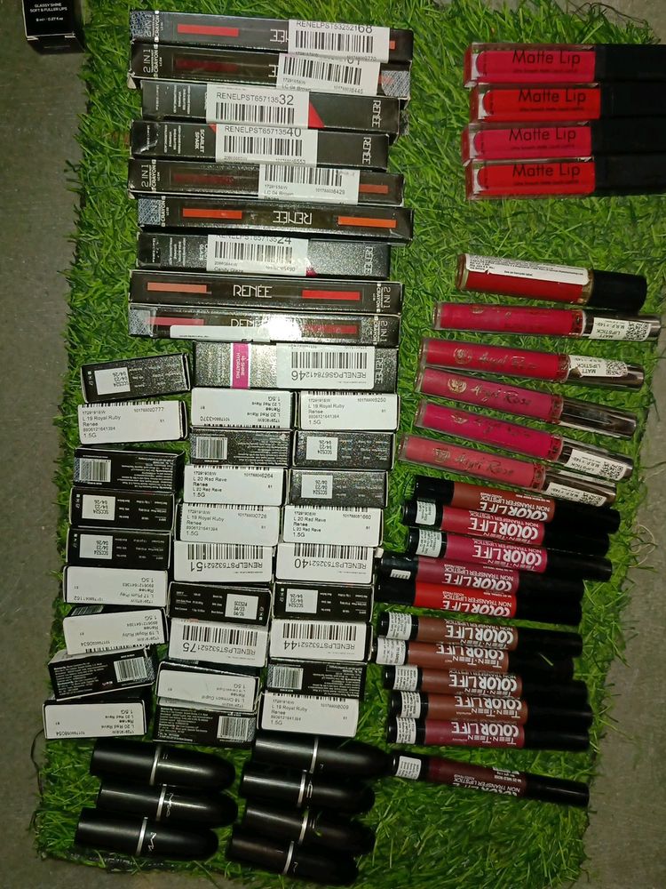 Lipsticks .. Lipstick.