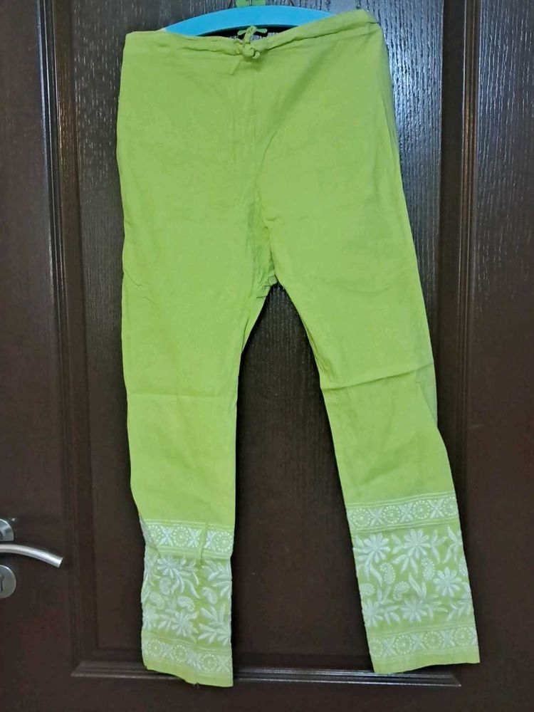 Embroidered Stretchable Pant