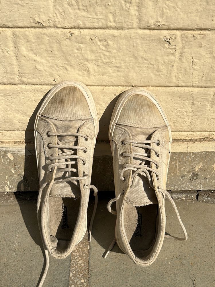 Roadster Shoes (Women)