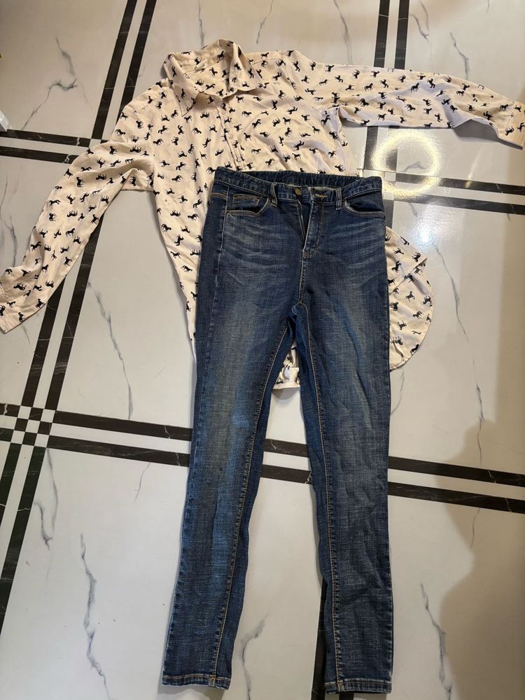 blue pant with printed shirt