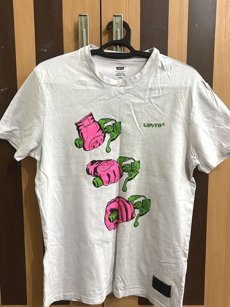 Levis T Shirt For Women