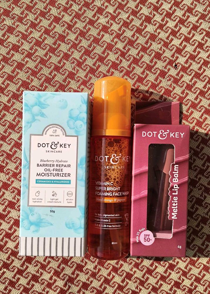 Dot &amp; Key Skincare Set