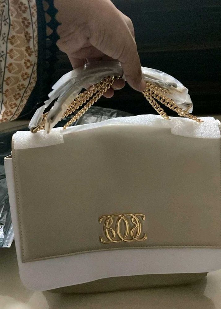 Oriflame Elegant Bag with Chain Detail