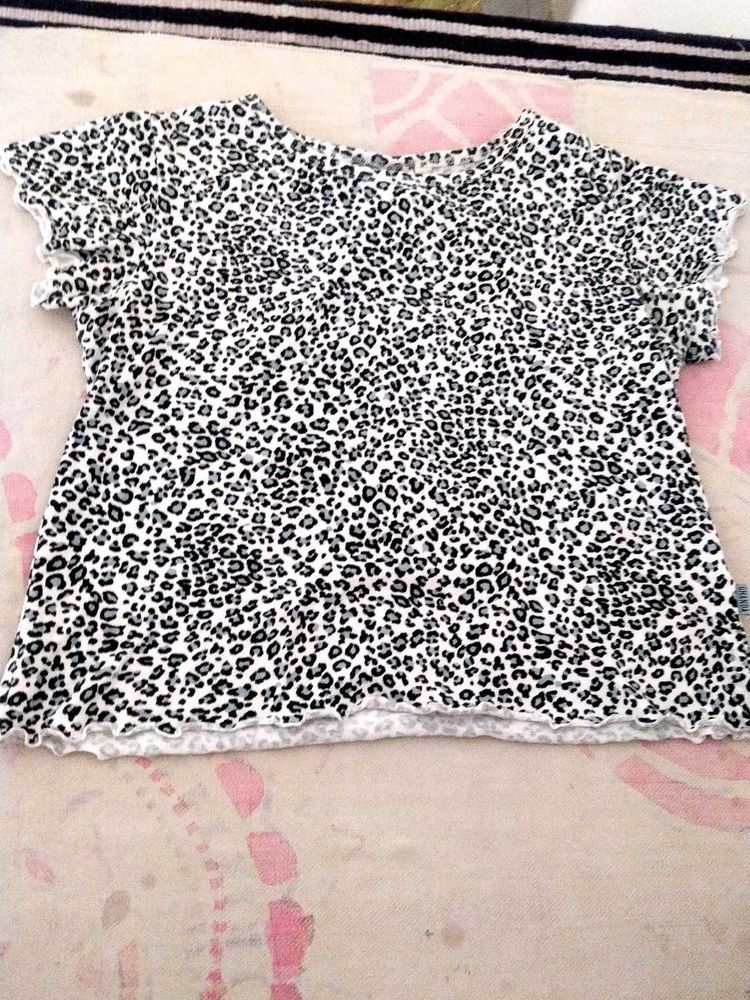 Y Shirt Of Cotton