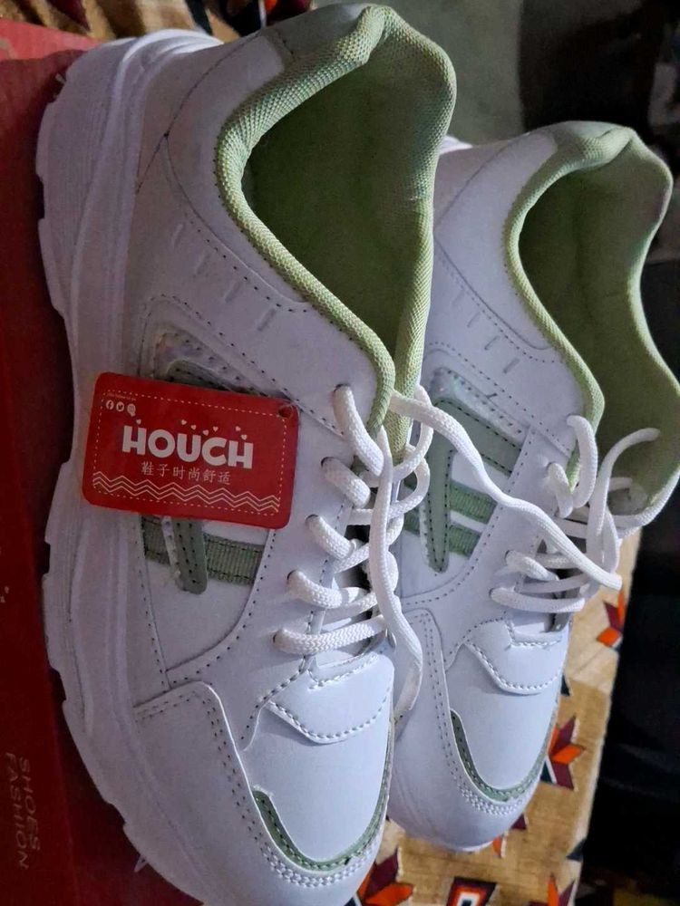 HouCh White Sneakers