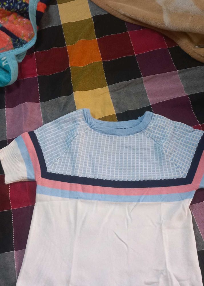 Stretchable Woolen Top