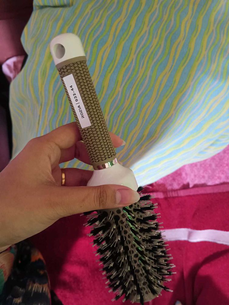 Round Hair Brush