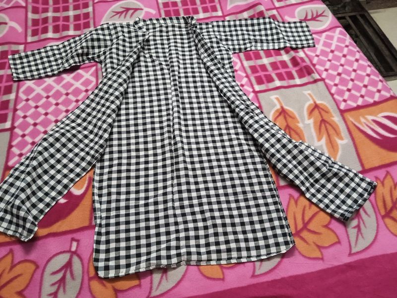 Trendy Women&#39;s Shrug.....!