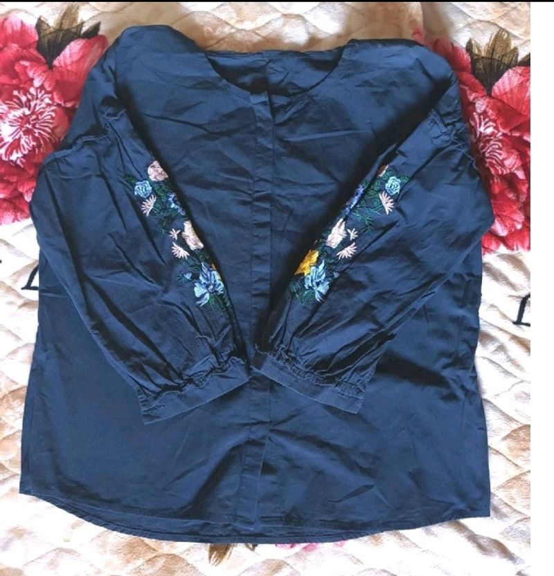 Woman Embroidery Tops