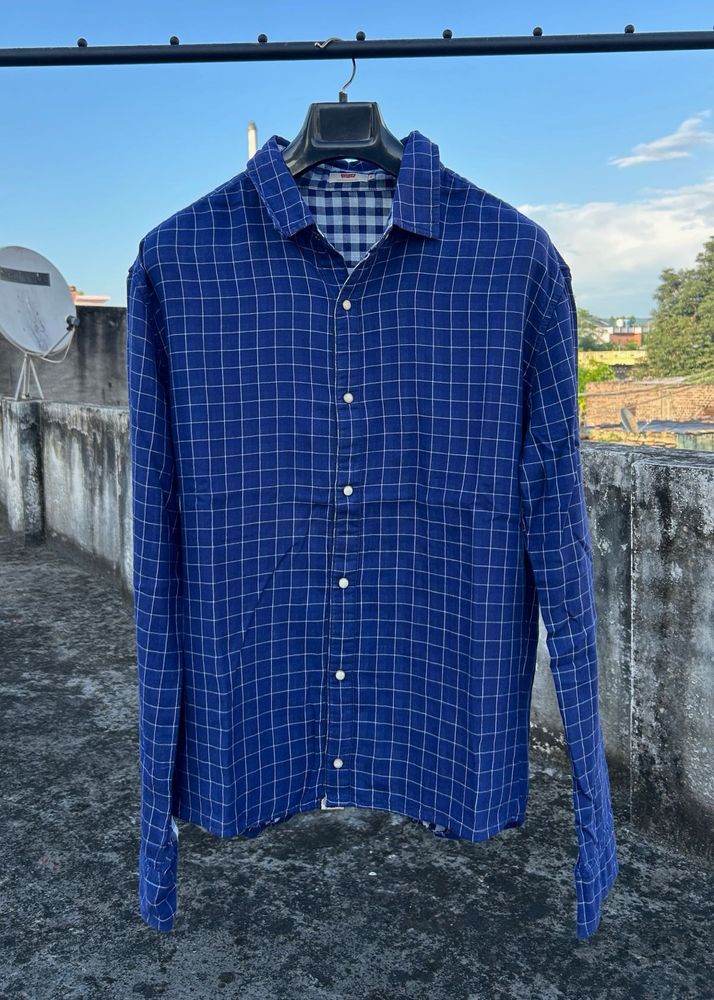 Levi’s Blue Checked Casual Shirt