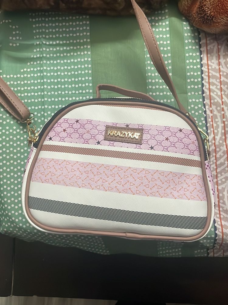 New unused Sling Multicolour Bag