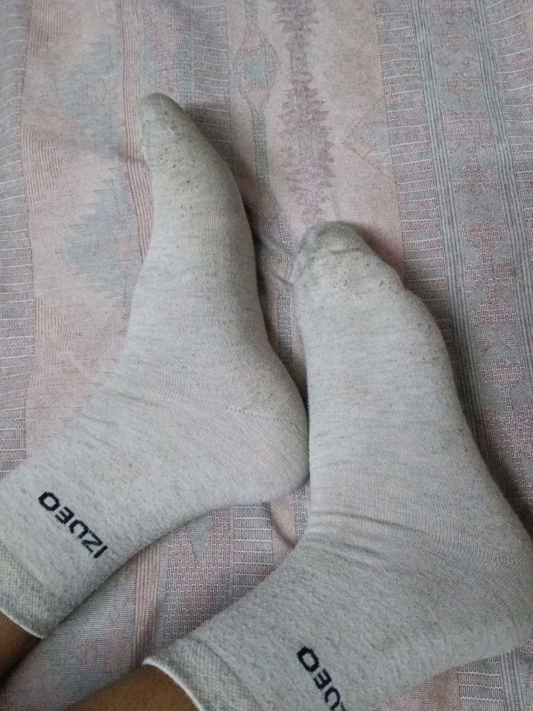 Grey IZDEO Socks (Used)