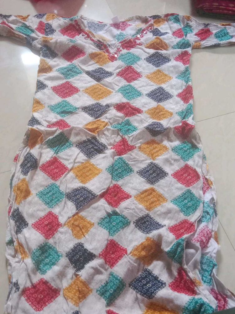 Colorful Diamond Print Kurta Set