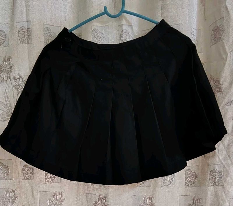 Black Pleated Skirt