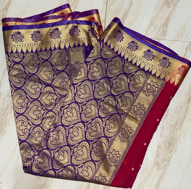 Elegant Green And Red Silk Saree