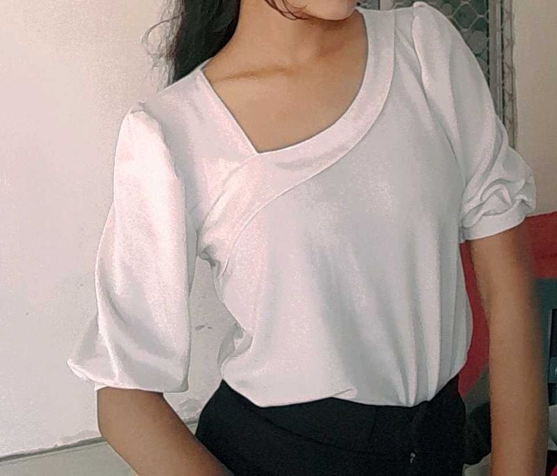 White Puff Sleeve top
