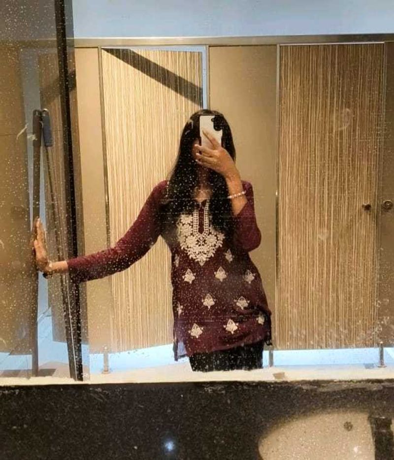 Elegant Embroidered Kurti