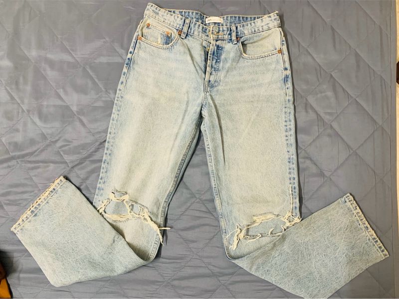 Zara Ripped Jeans 40 Euro