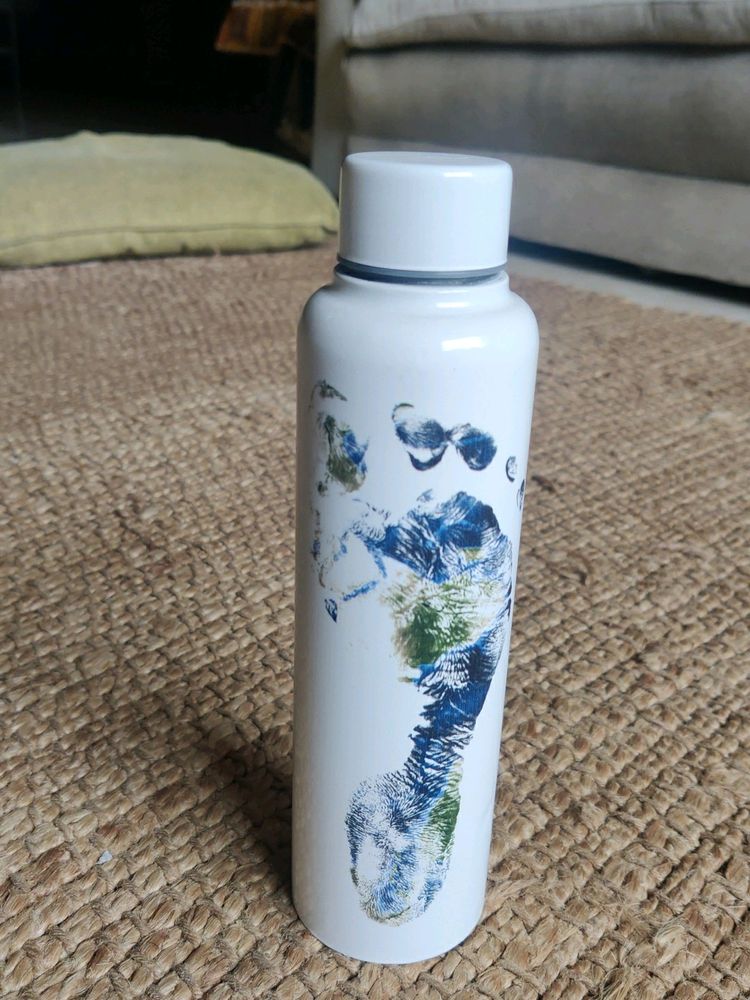 High Quality Non Plastic Water Bottle Promoting Sustainability