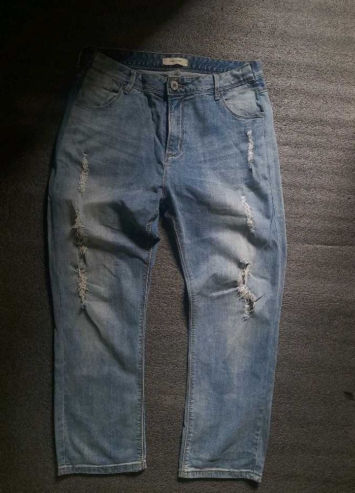 Nana Ripped Denim Jeans