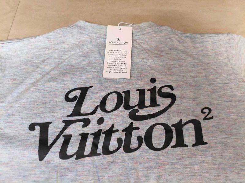 Louis Vuitton Grey Graphic Tee XL