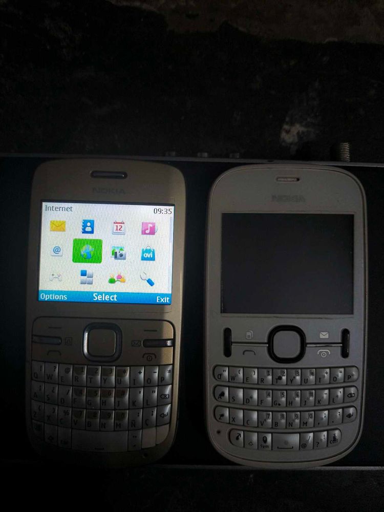 Nokia C3-00 &amp; Asha 200 (Dual Phone Combo) 🤑