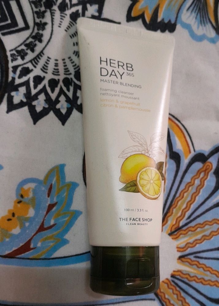 The Face Shop Cleanser 🍋🍋 100ml