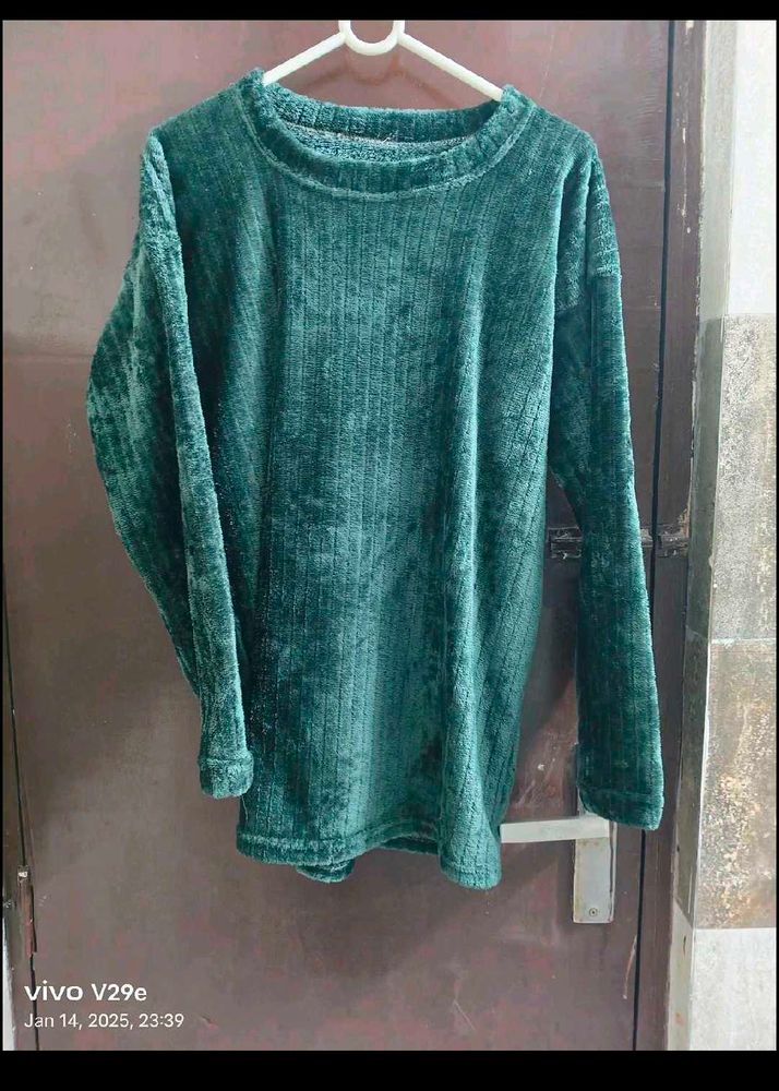 New Unused Wollen NightSuit