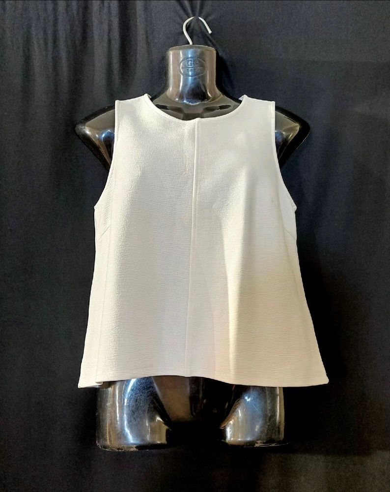 H&amp;M Off White Top