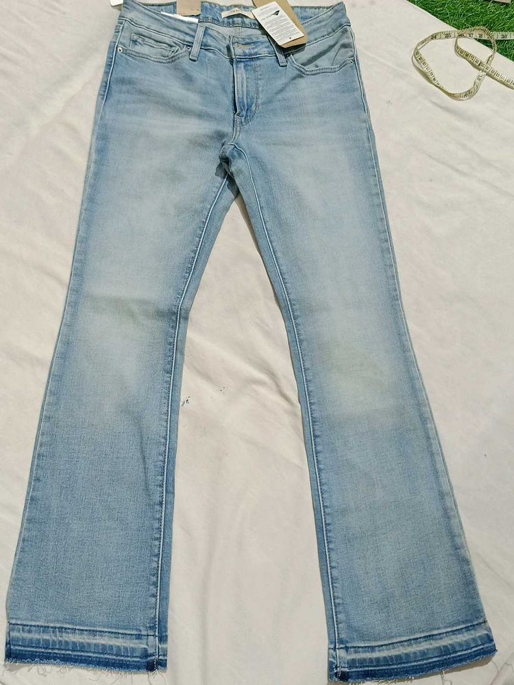 Levi&#39;s High Rise Bootcut Jeans