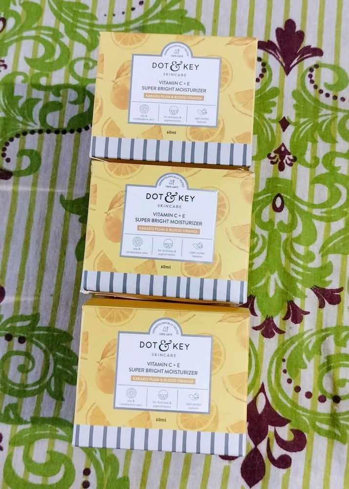 Dot &amp; Key Vitamin C+E moisturizer