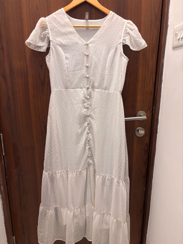 Elegant White Midi Dress