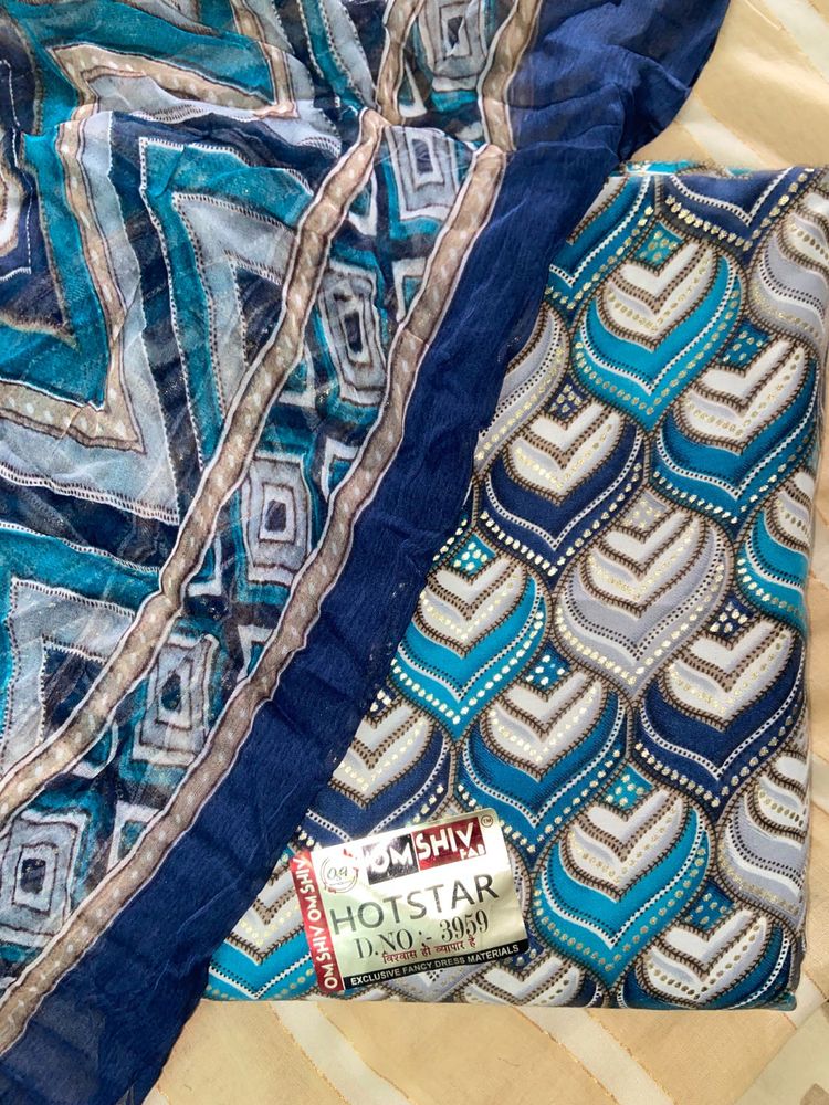 Peacock 🦚 All Over Unstitched Suit With Chunni